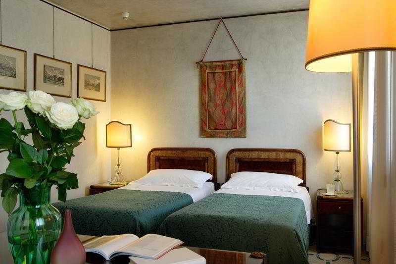 Palazzo Del Giglio 4* Venedig
